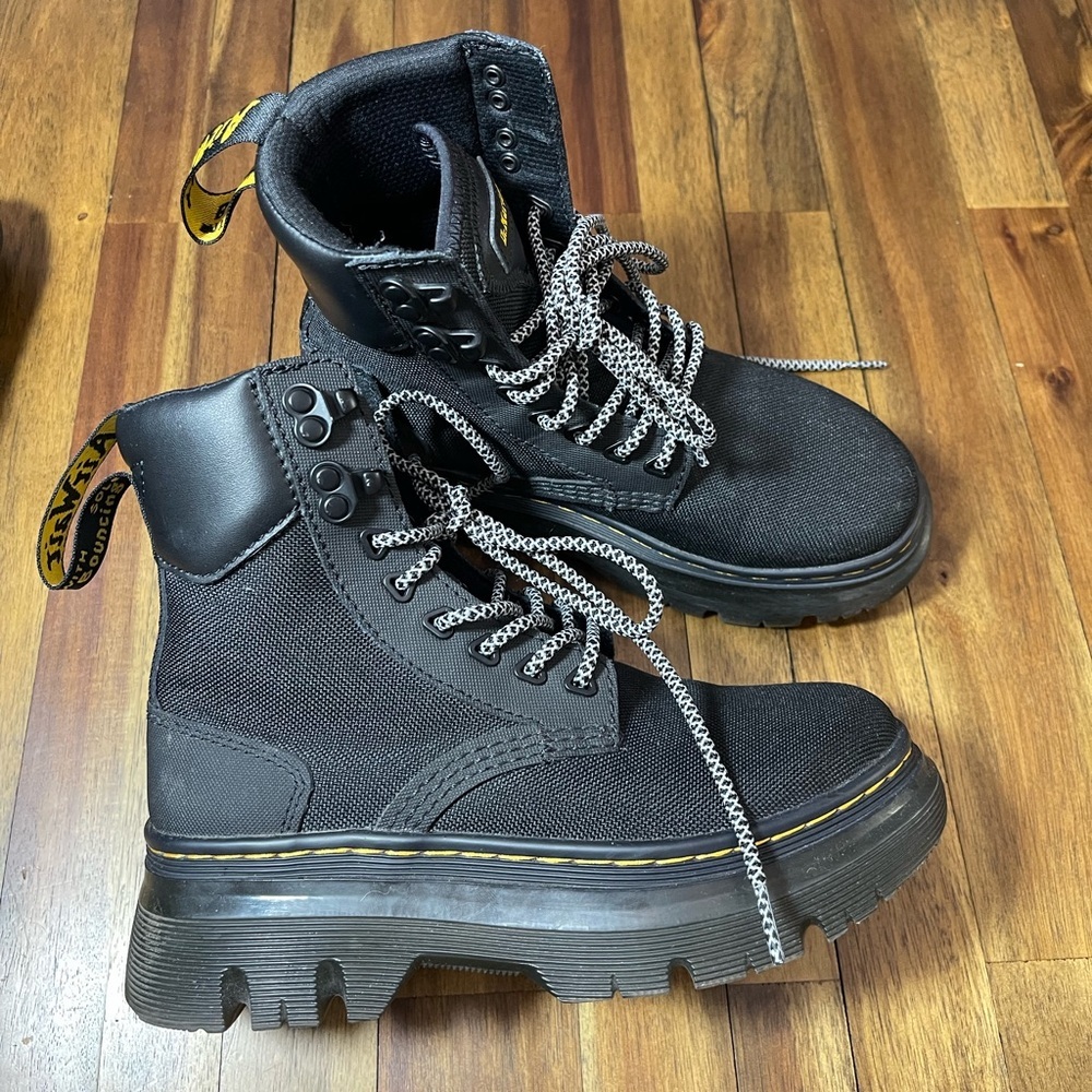 Dr. Martens Tarik Black Leather Utility Work Boots Lace Up Combat Boots